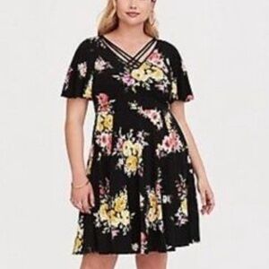 Women’s torrid 1 Strappy Neck Black Floral Studio Knit Jersey Skater Dress 14 16